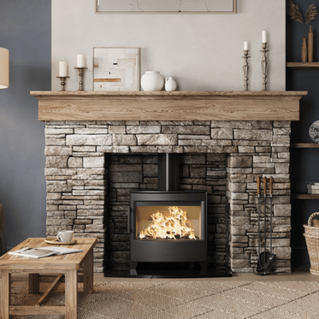 poele bois maxi 2 dans une cheminée