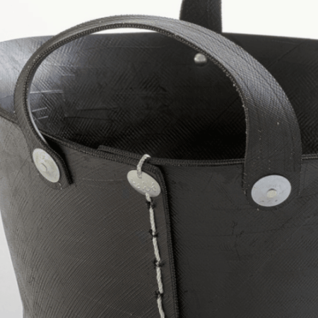 zoom sur le petit cabas